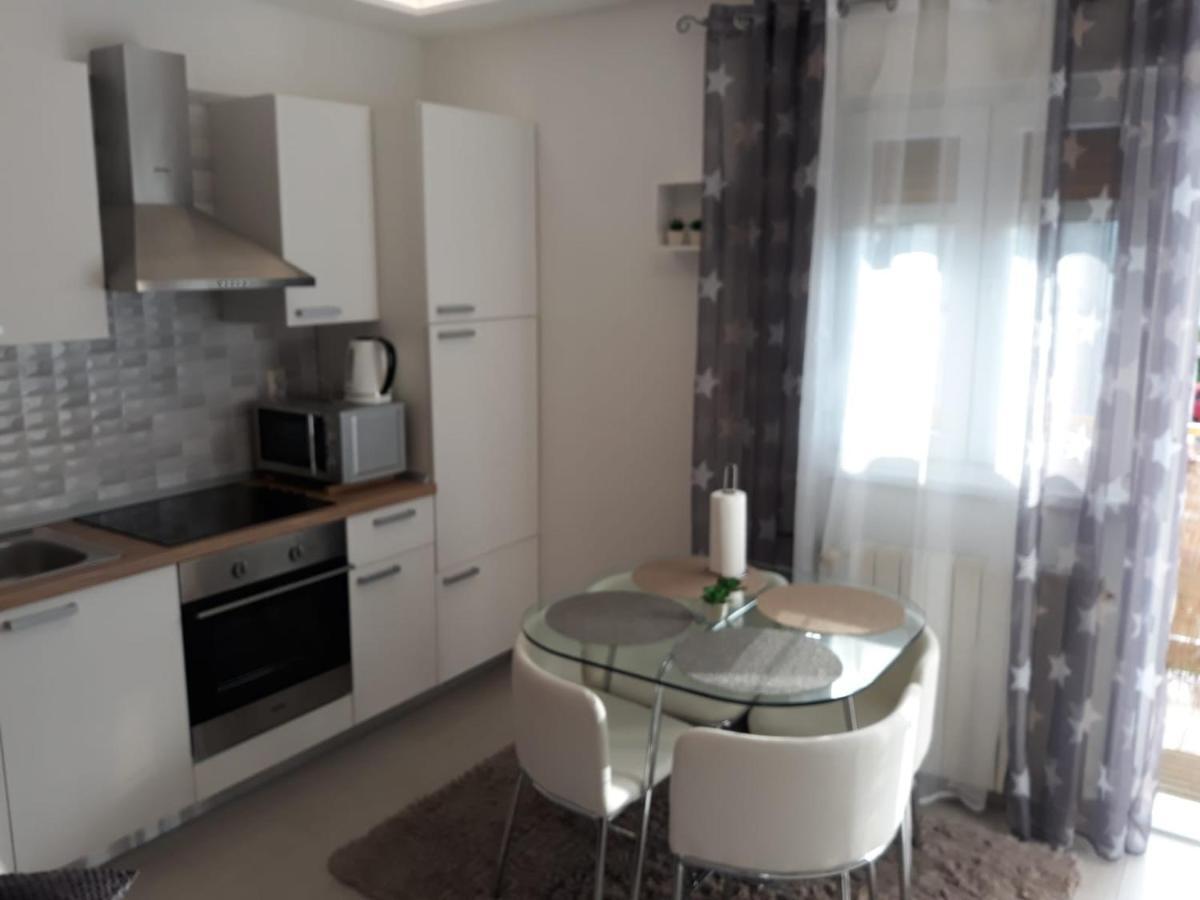 New Apartment Dany With Parking For Two Split Exteriör bild